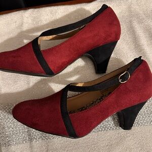 Elegant Red Suede Women's Shoes size 8